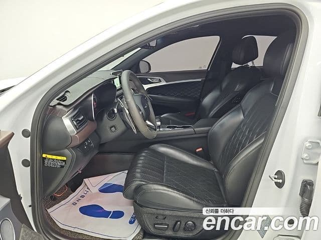 Genesis G70 2018 — Şəkil 17/18