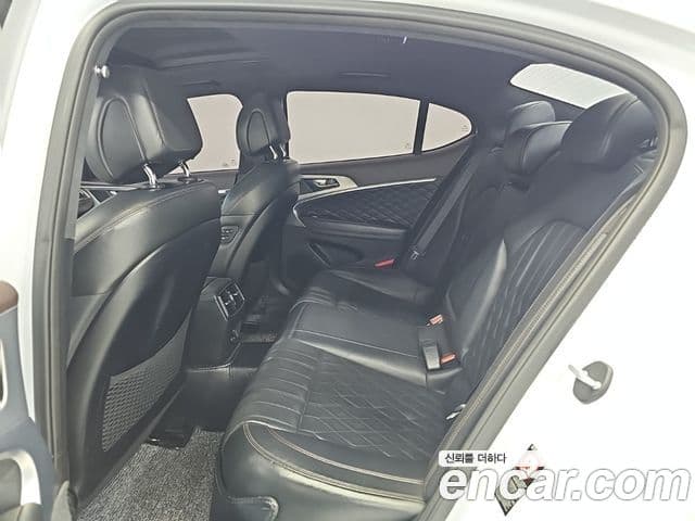 Genesis G70 2018 — Şəkil 12/18