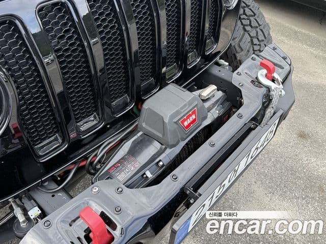 Jeep Wrangler 2020 — Фото 13/15