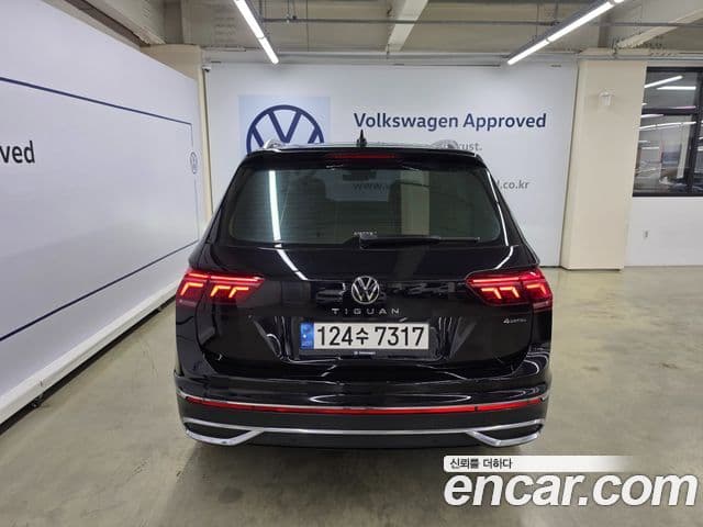 Volkswagen Tiguan 2021 — ფოტო 3/20