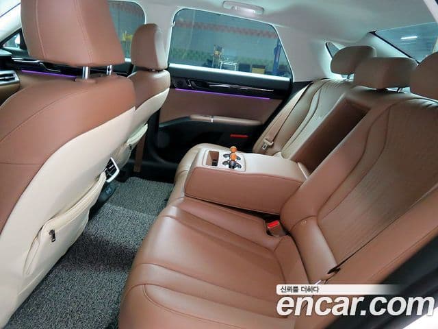 Hyundai Grandeur 2023 — ფოტო 6/20
