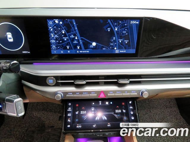 Hyundai Grandeur 2023 — ფოტო 11/20