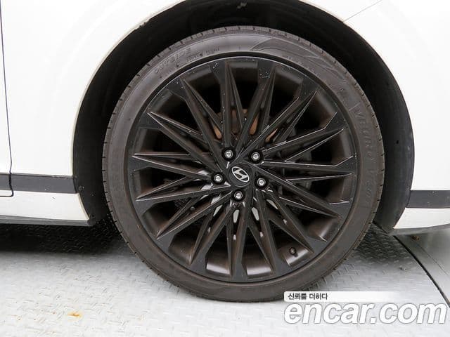 Hyundai Grandeur 2023 — ფოტო 20/20