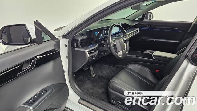 Hyundai Grandeur 2023 — фото 10 из 20