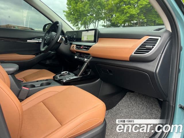 Kia Seltos 2024 — ფოტო 10/19
