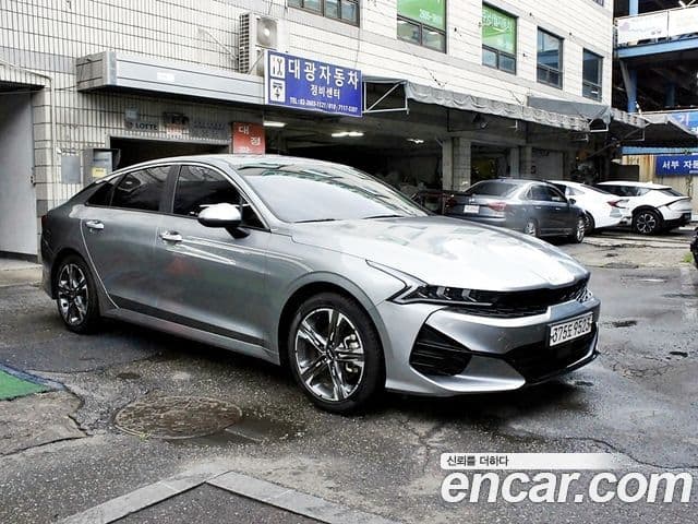 Kia K5 2022 — ფოტო 1/20