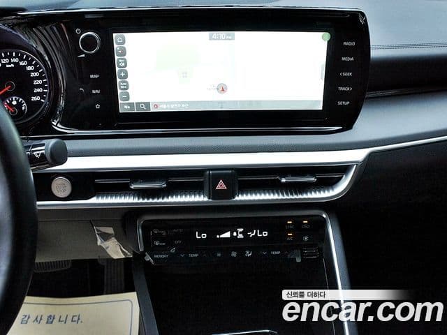 Kia K5 2022 — ფოტო 11/20