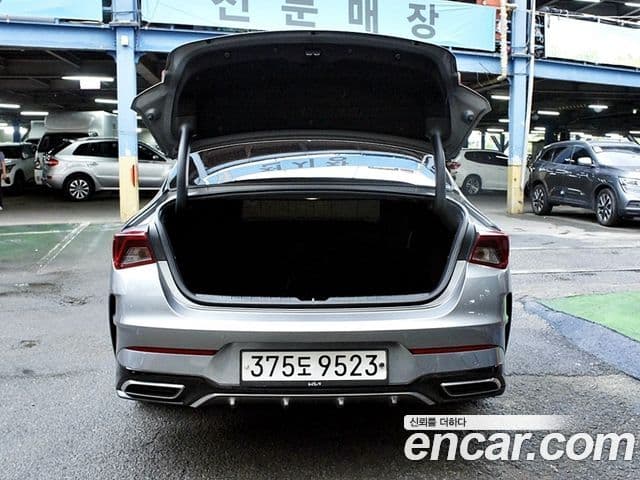 Kia K5 2022 — ფოტო 18/20