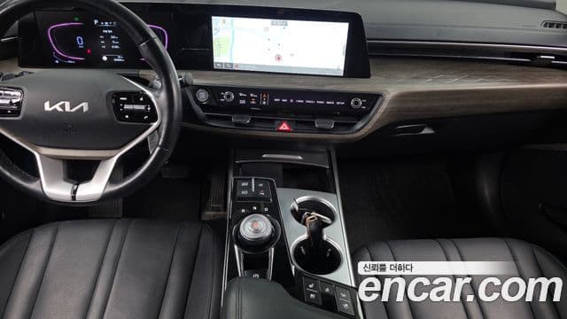 Kia K8 2022 — ფოტო 14/20