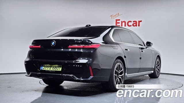 BMW 7 Series 2025 — ფოტო 1/20