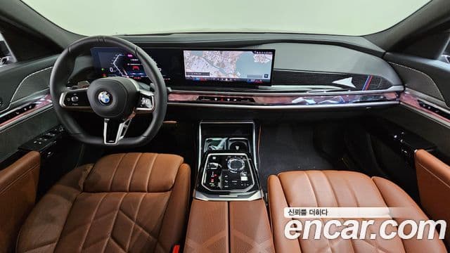 BMW 7 Series 2025 — Photo 15/20