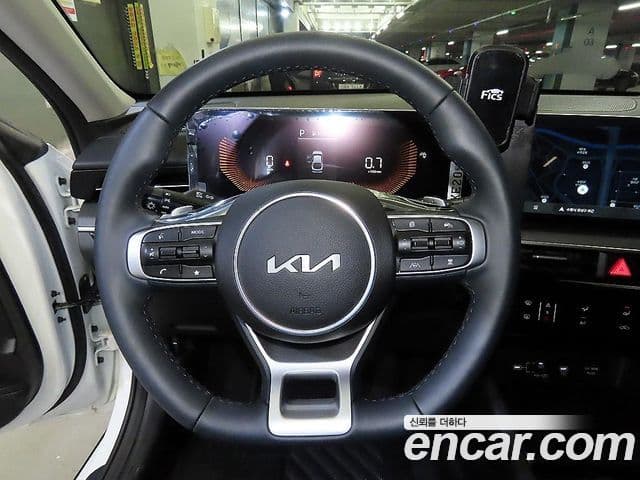 Kia K5 2026 — ფოტო 6/19