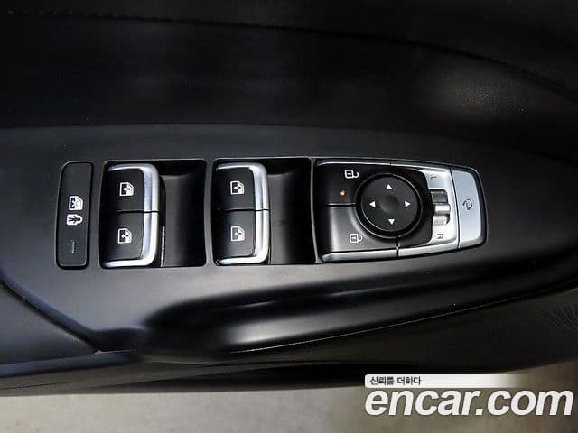 Kia K5 2026 — ფოტო 13/19