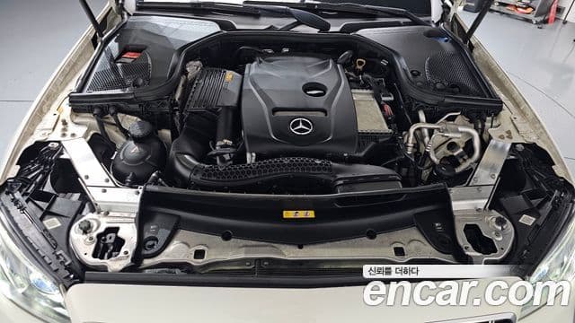 Mercedes-Benz E-Class 2019 — фото 6 из 20