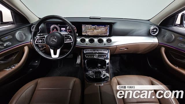 Mercedes-Benz E-Class 2019 — фото 7 из 20