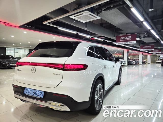 Mercedes-Benz EQS SUV 2023 — ფოტო 13/20