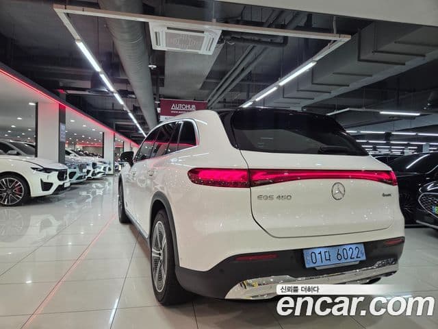 Mercedes-Benz EQS SUV 2023 — ფოტო 9/20