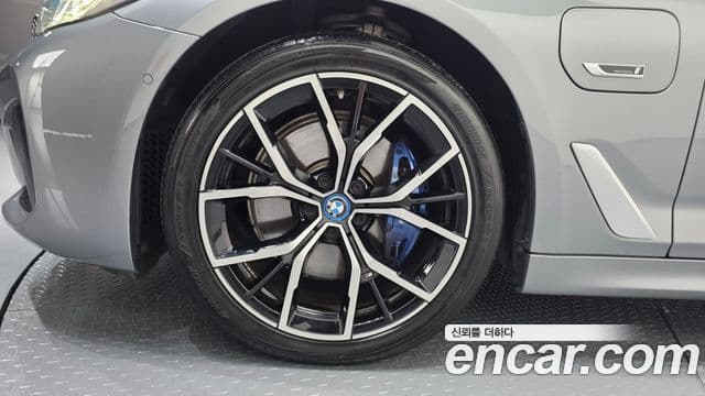 BMW 5 Series 2023 — фото 5 из 20