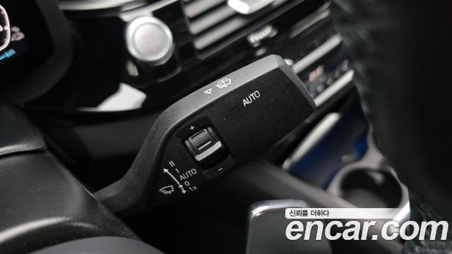 BMW 5 Series 2023 — фото 20 из 20