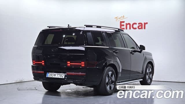 Hyundai Santa Fe 2024 — ფოტო 2/20