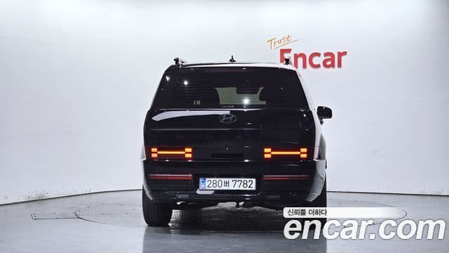 Hyundai Santa Fe 2024 — ფოტო 4/20