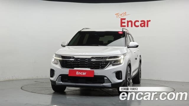 Kia Seltos 2023 — ფოტო 3/20