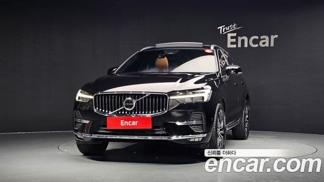 Volvo XC60 2021 — Фото 3/20