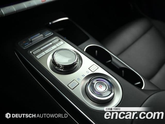 Genesis GV70 2021 — ფოტო 7/20