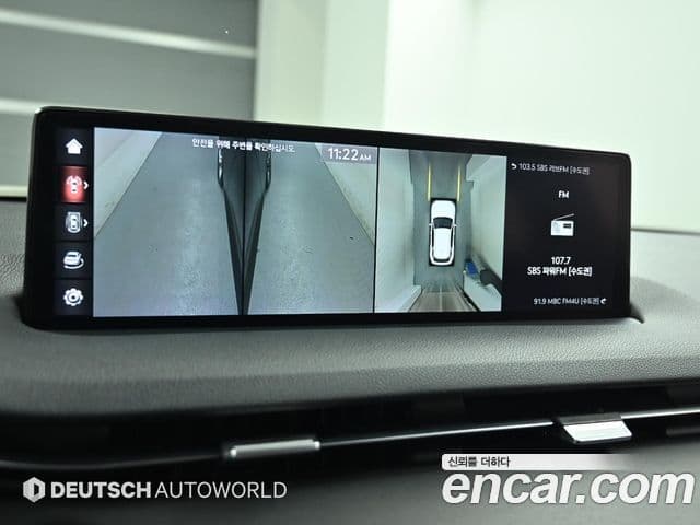 Genesis GV70 2021 — ფოტო 14/20