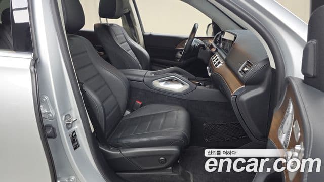 Mercedes-Benz GLE-Class 2021 — ფოტო 11/20