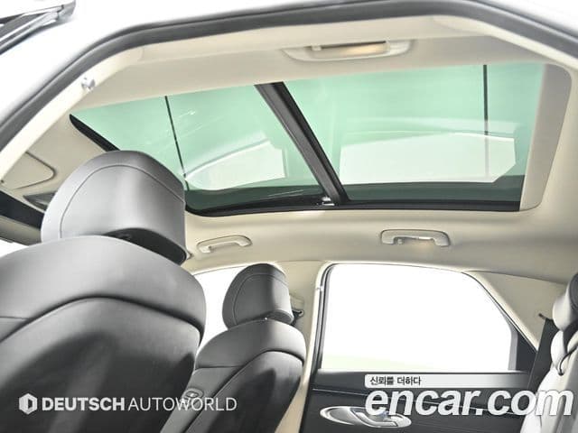Genesis GV70 2021 — фото 18 из 20