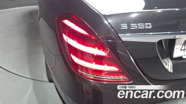 Mercedes-Benz S-Class 2019 — ფოტო 32/33