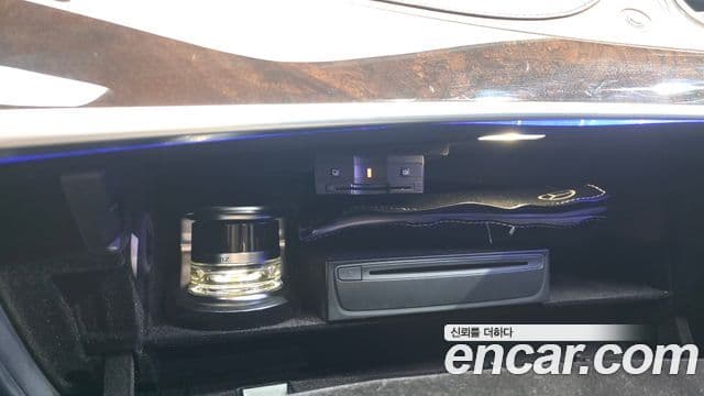Mercedes-Benz S-Class 2019 — ფოტო 26/33