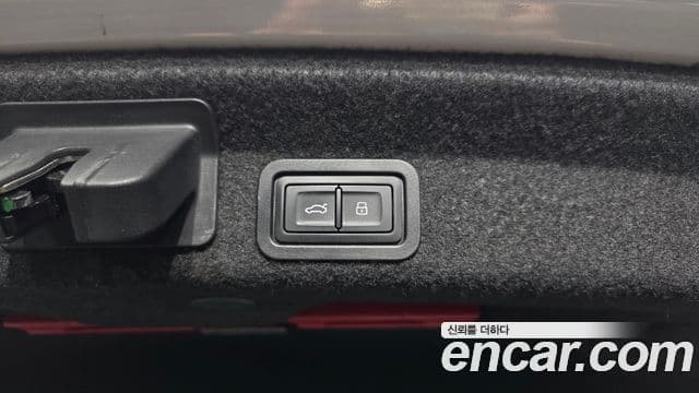Audi A6 2020 — Photo 5/35