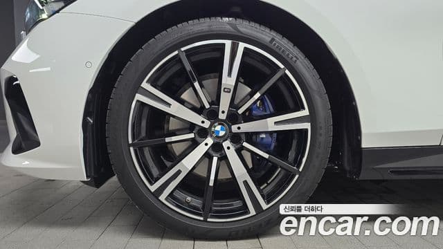 BMW 5 Series 2025 — ფოტო 5/20