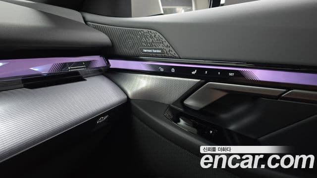 BMW 5 Series 2025 — Photo 7/34