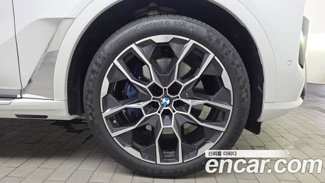 BMW X7 2026 — Photo 16/35