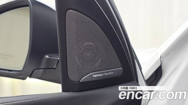 BMW X7 2026 — Photo 32/35