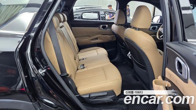 Kia Sorento 2024 — фото 12 из 20