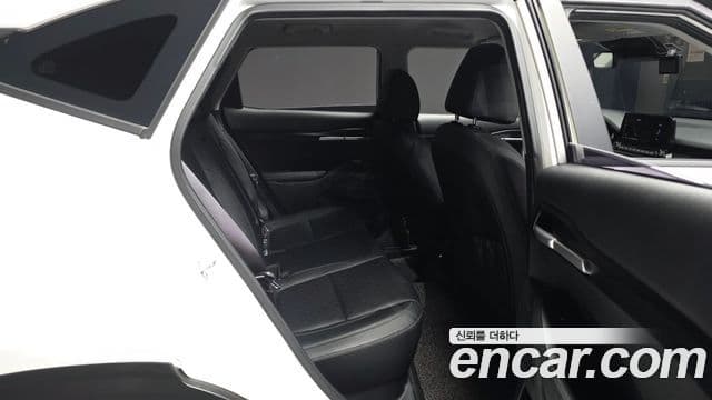 Kia Seltos 2022 — Şəkil 12/20