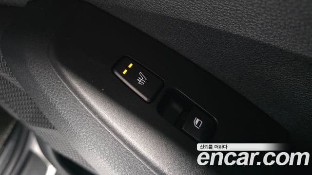 Kia Seltos 2022 — Şəkil 19/20