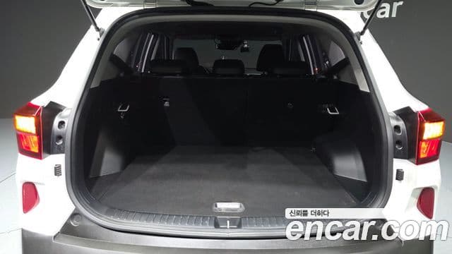 Kia Seltos 2022 — Şəkil 20/20