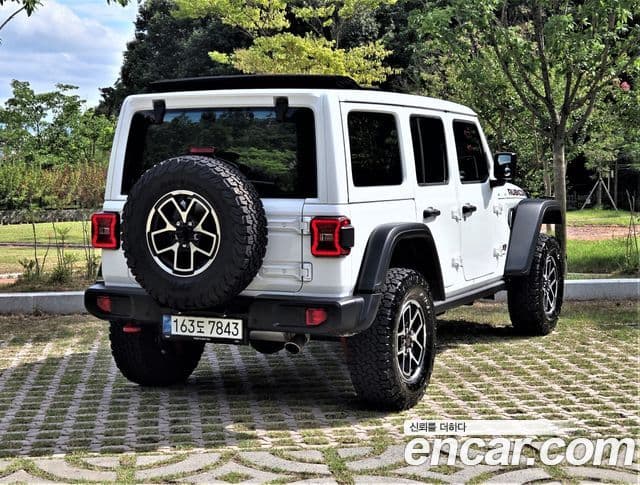 Jeep Wrangler 2025 — ფოტო 1/20