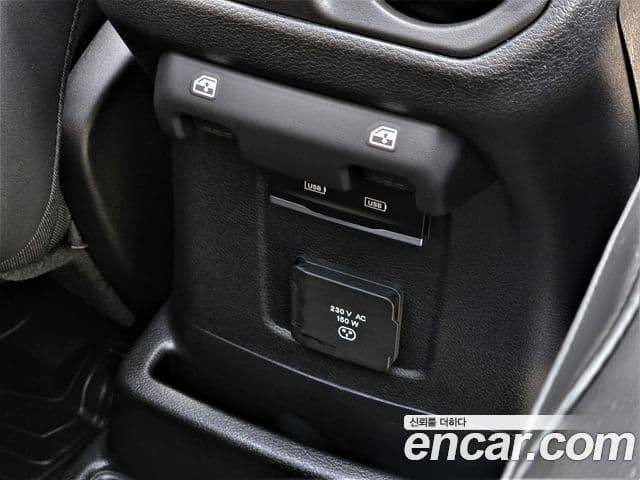 Jeep Wrangler 2025 — ფოტო 12/20