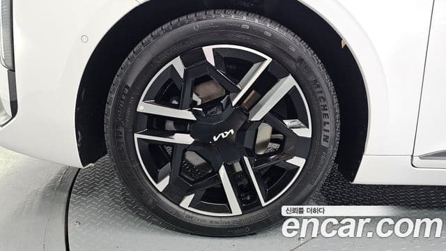 Kia K8 2025 — фото 5 из 20
