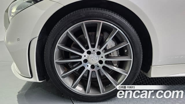 Mercedes-Benz CLS-Class 2019 — Фото 5/20