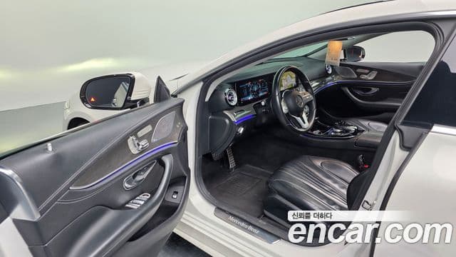 Mercedes-Benz CLS-Class 2019 — Фото 10/20