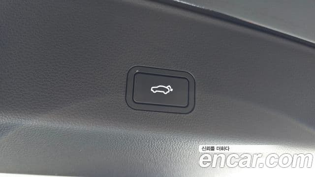 Renault Samsung Grand Koleos 2025 — Фото 16/20