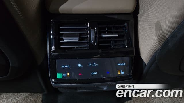 Renault Samsung Grand Koleos 2025 — Photo 9/32