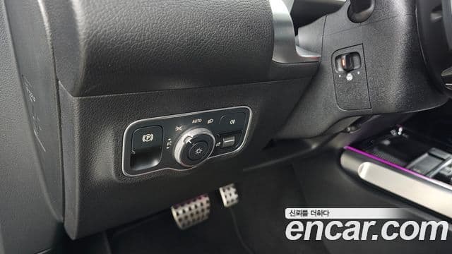 Mercedes-Benz EQB 2025 — ფოტო 19/32